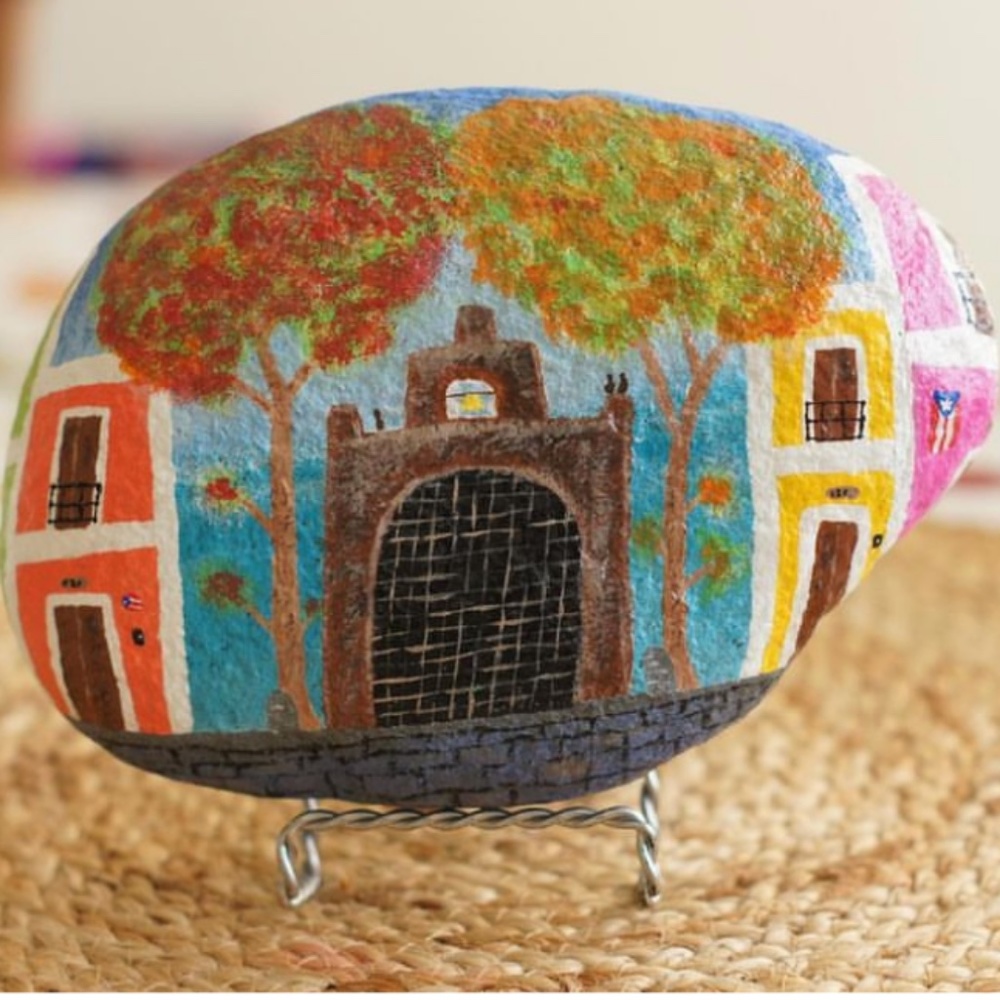 Capilla del Cristo -hand-painted Tennessee rock